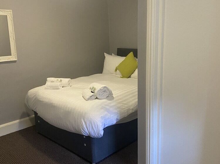 בית מלון כפרי Turf