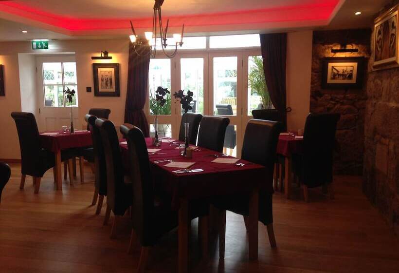 בית מלון כפרי The Waterwheel