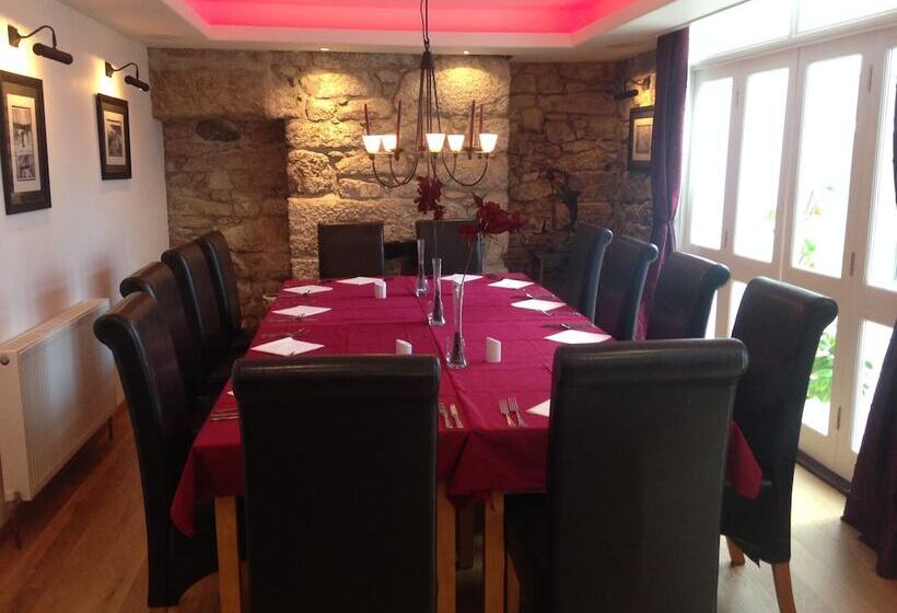 בית מלון כפרי The Waterwheel