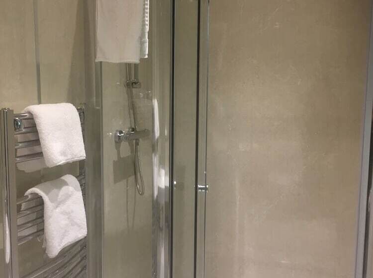 בית מלון כפרי The Waterwheel