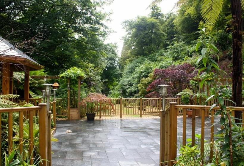 בית מלון כפרי The Waterwheel