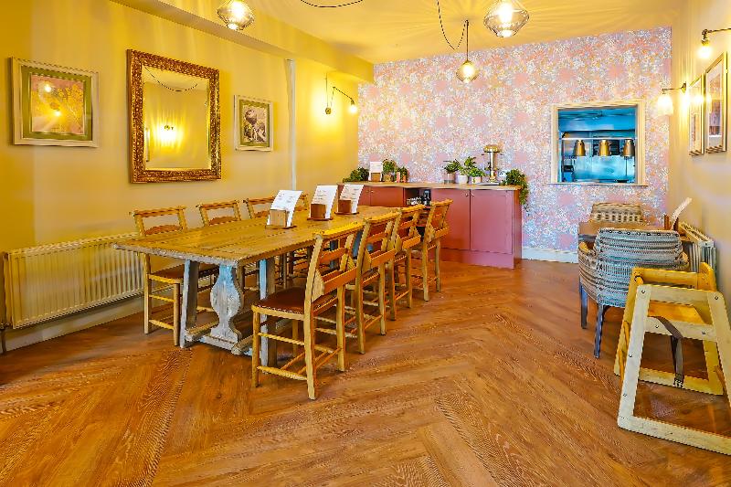 Отель The White Horse