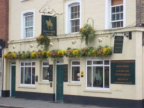 Отель The Windsor Trooper Pub & Inn