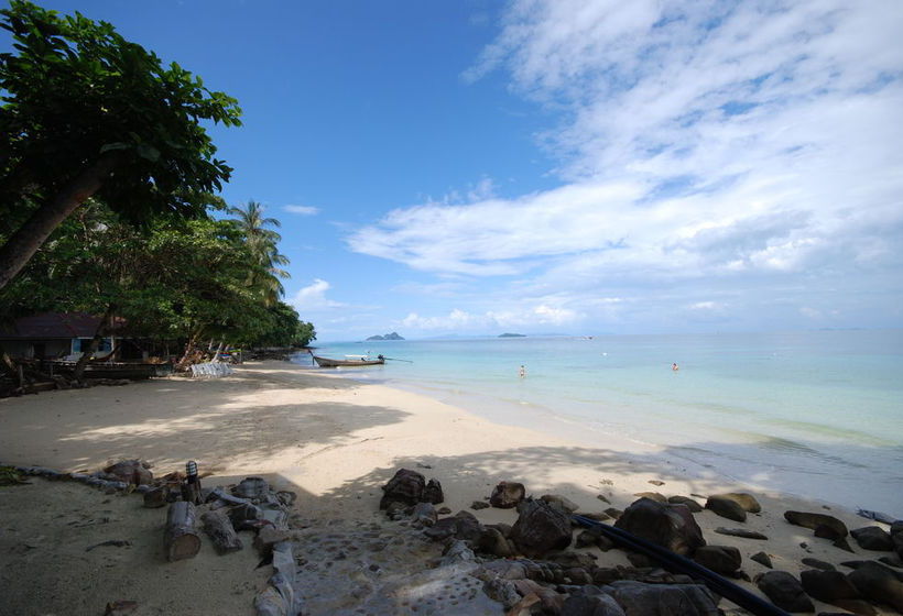 Отель Tohko Beach Resort