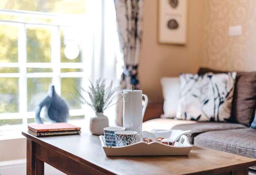 Ironbridge View Townhouse