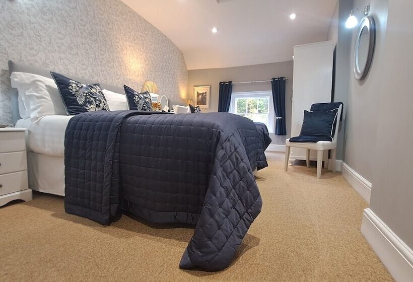 Ironbridge View Townhouse