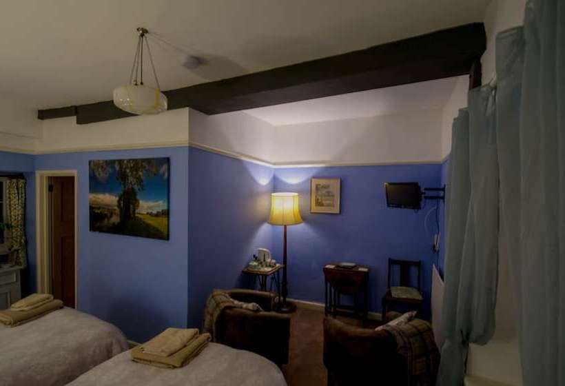 Lea House Bed And Breakfast