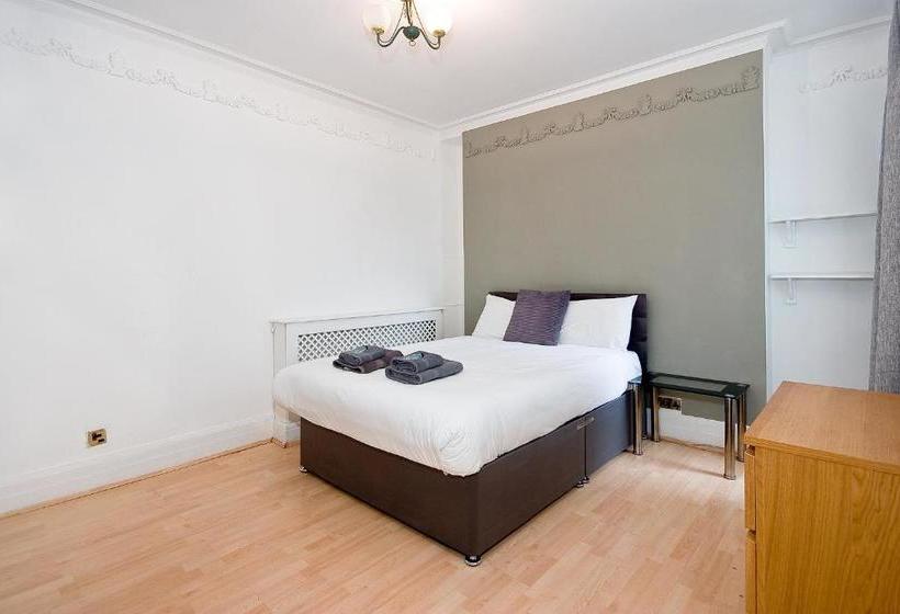 11a Hyde Park Mansions