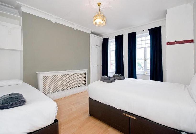 11a Hyde Park Mansions