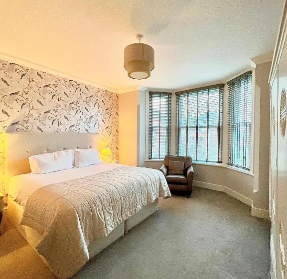 Mode Apartments St Annes