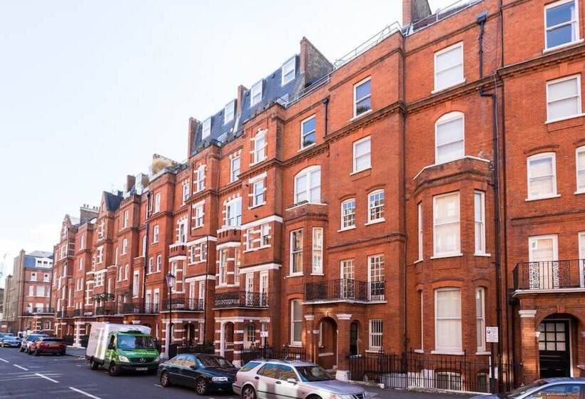 Modern 1 Bed Flat In Knightsbridge