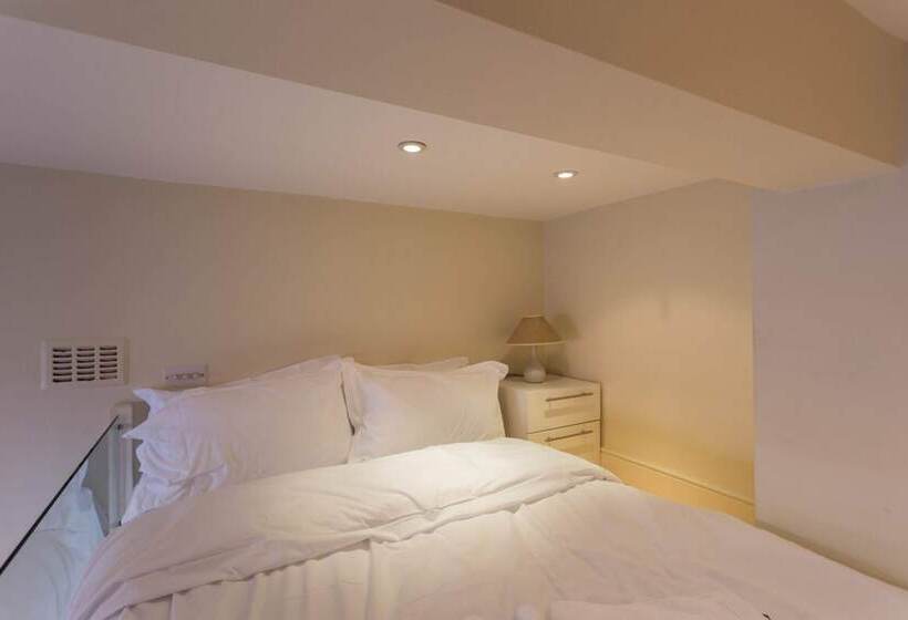 Modern 1 Bed Flat In Knightsbridge
