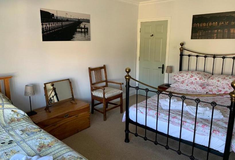 Mulberry Cottage B&b