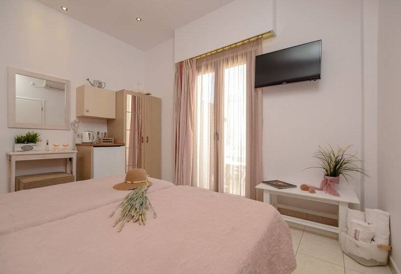 Panormos Hotel And Studios