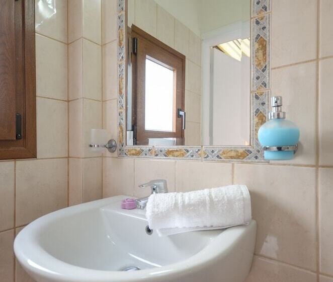 Panormos Hotel And Studios