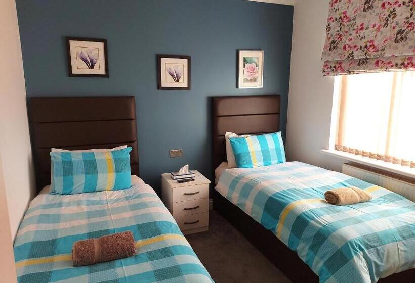 ペンション Apple House Wembley