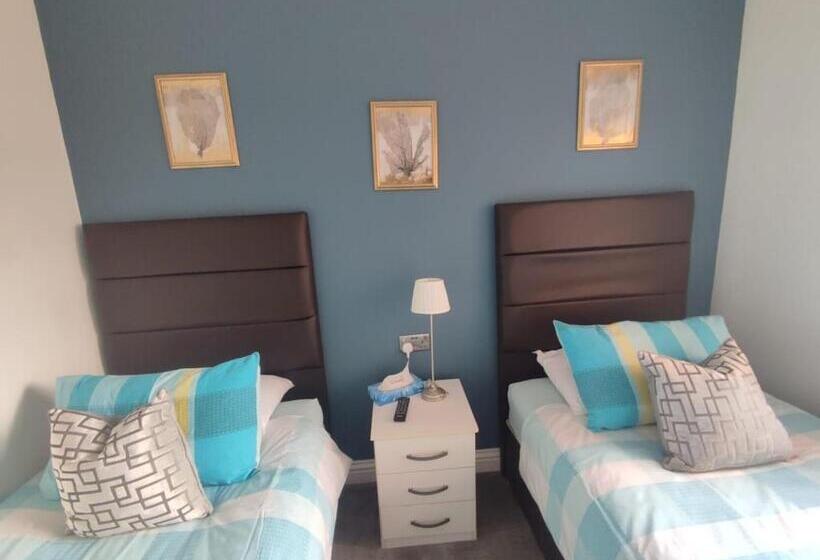 ペンション Apple House Wembley