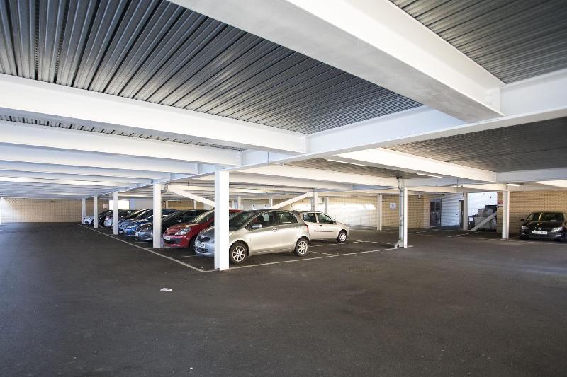 بنسيون Beaverbank Place   Campus Accommodation