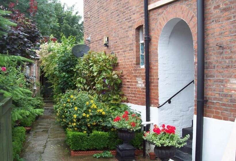 بنسيون Beverley Budget Inn