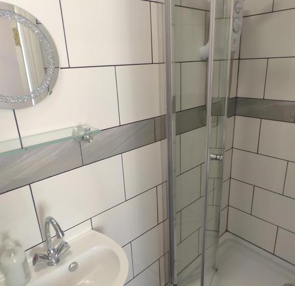 بنسيون Cavendish House