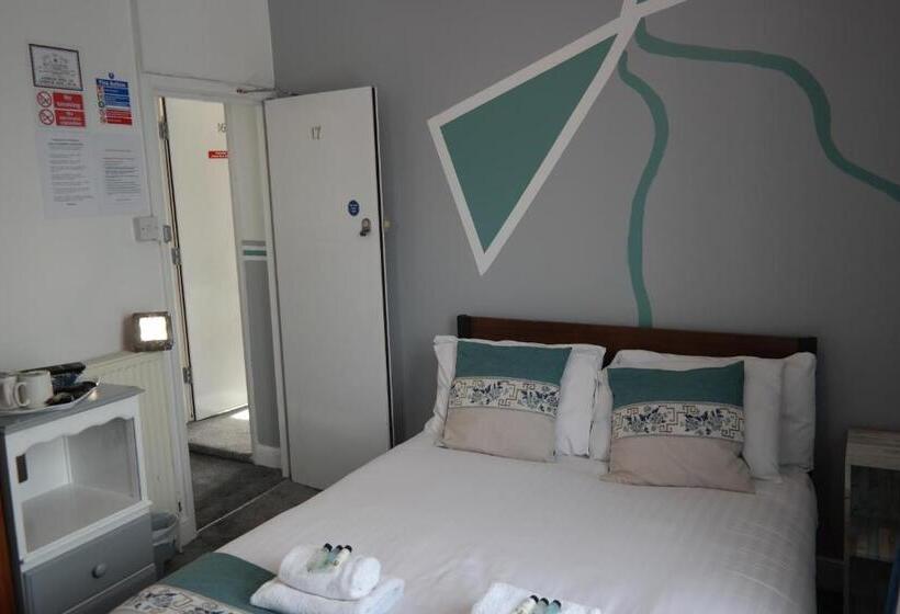 بنسيون Cavendish House