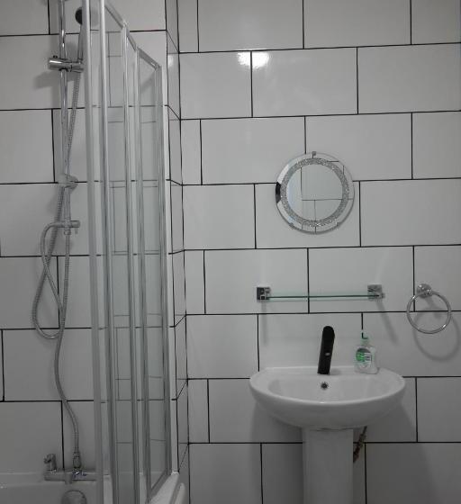 بنسيون Cavendish House