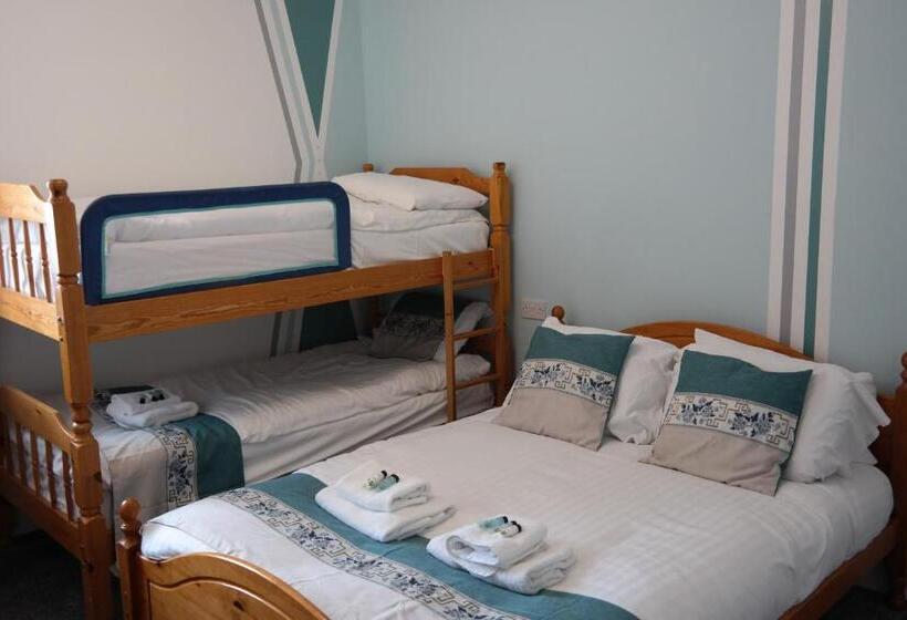 بنسيون Cavendish House