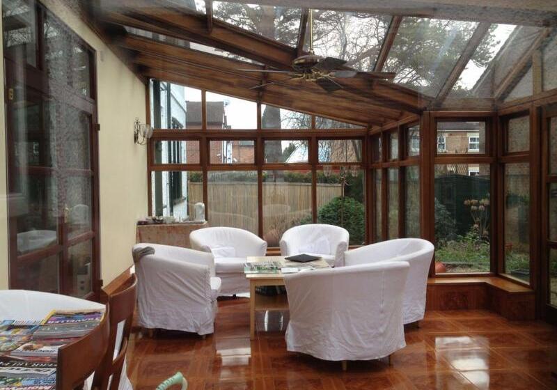 膳宿费 Green Gables Guest House