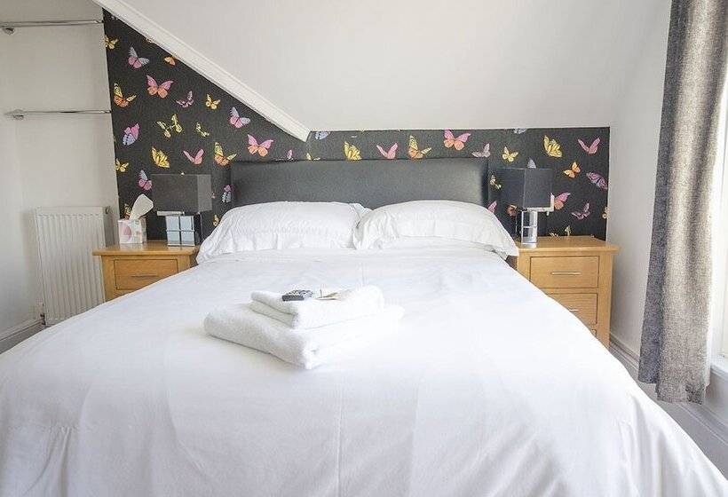 פנסיון Headlands  Room Only Accommodation