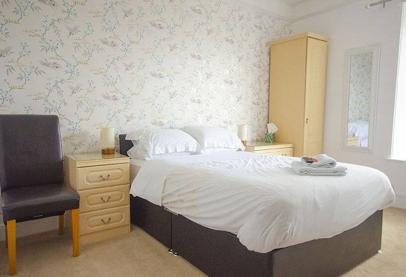 ペンション Headlands  Room Only Accommodation