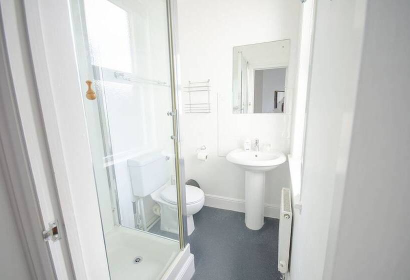 פנסיון Headlands  Room Only Accommodation