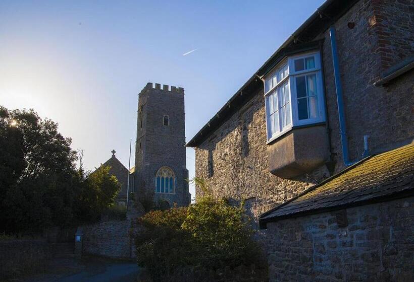 פנסיון Instow Barton