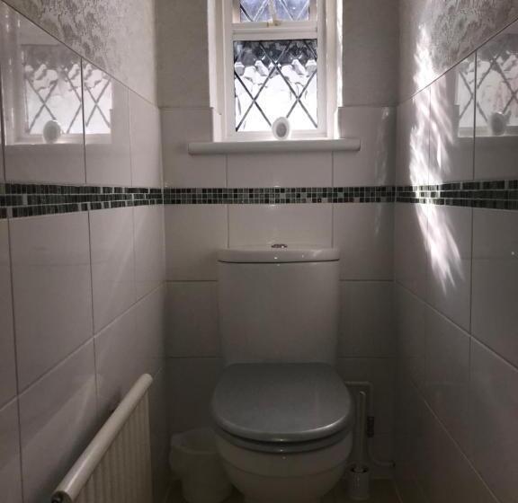 פנסיון Ivy House