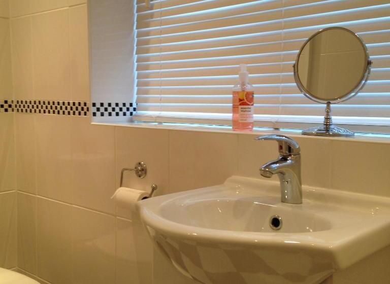 פנסיון Ivy House