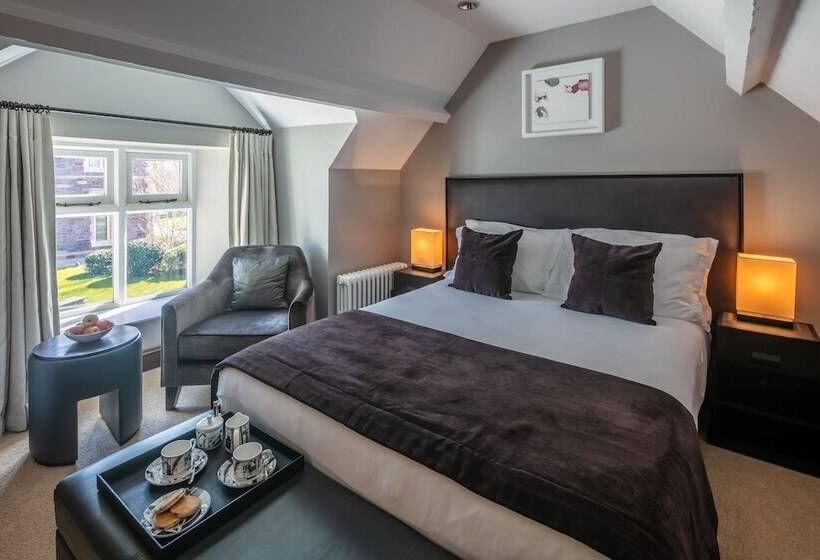 膳宿费 Penrhiw Priory