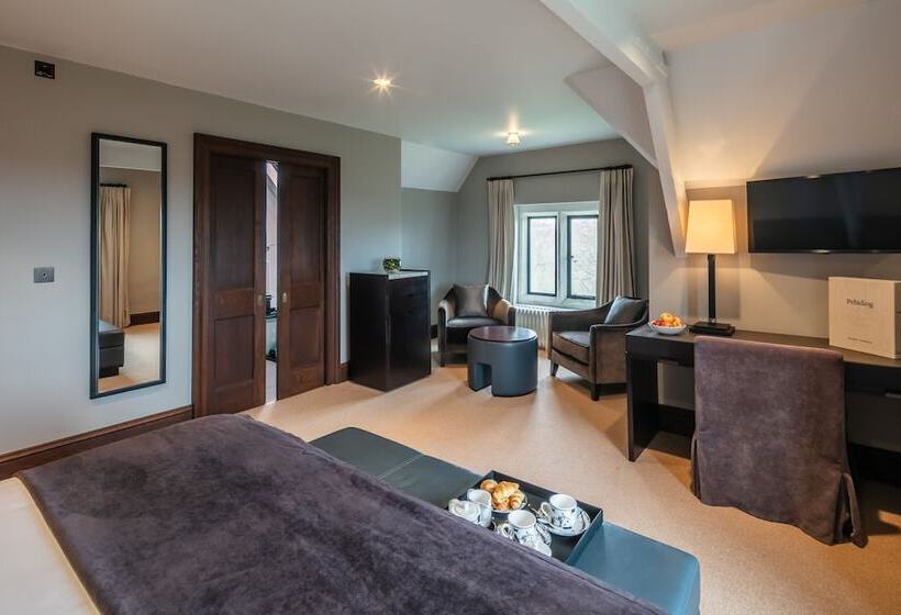 膳宿费 Penrhiw Priory