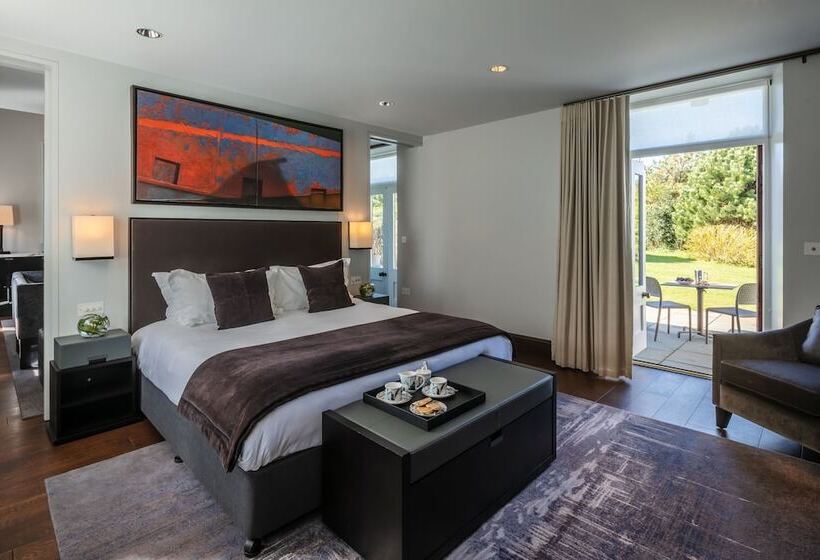 膳宿费 Penrhiw Priory