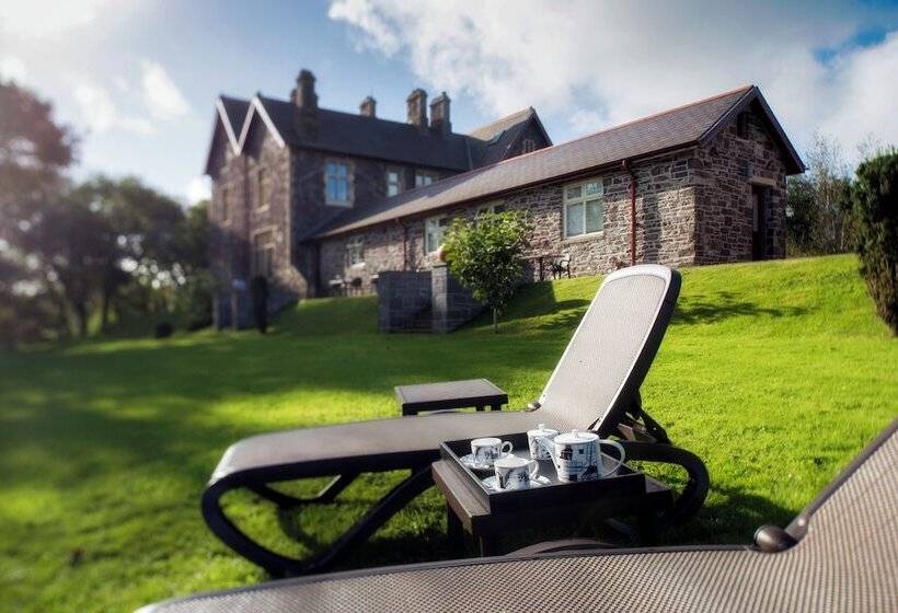 膳宿费 Penrhiw Priory