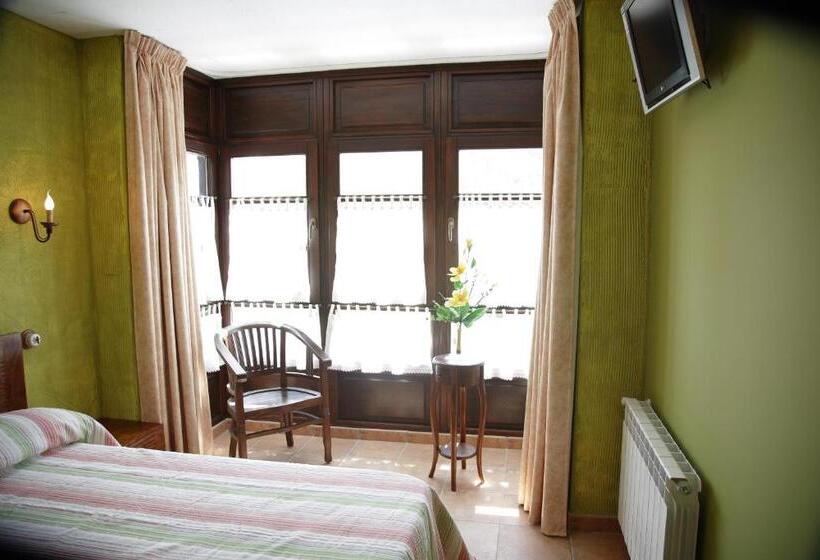 پانسیون Posada Spa Privilegio De Vara