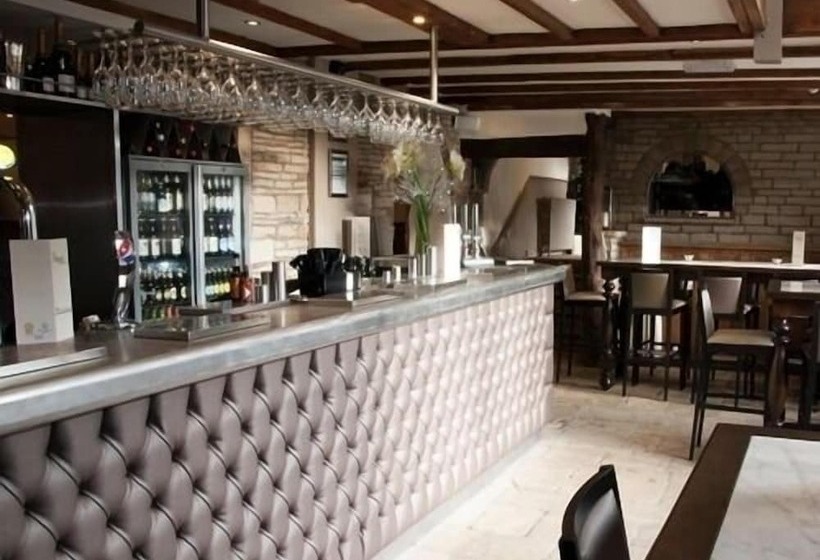 펜션 The Fleece Inn