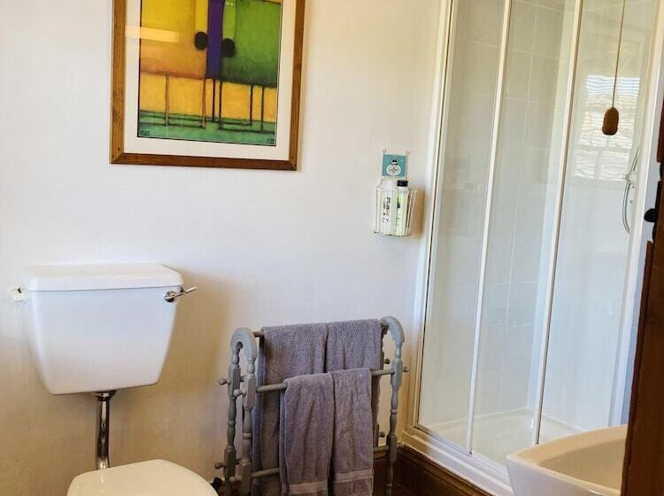 Riverside Bed & Breakfast