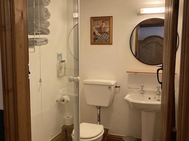 Riverside Bed & Breakfast