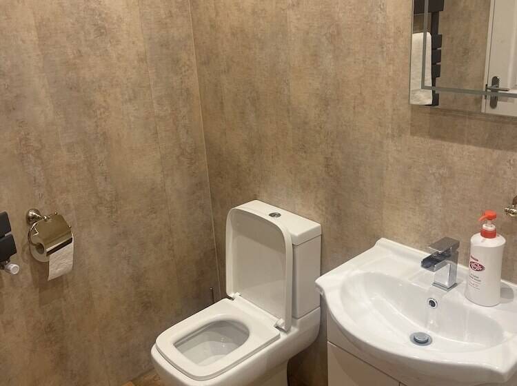 Shores Holiday Apartments