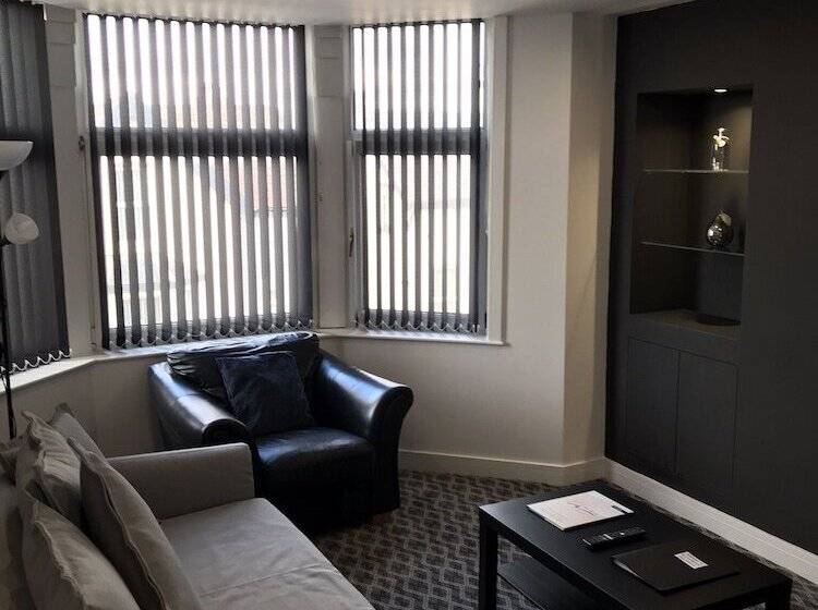 Shores Holiday Apartments