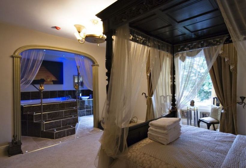 مبيت وإفطار St Hildas Boutique