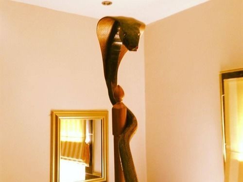 مبيت وإفطار St Hildas Boutique