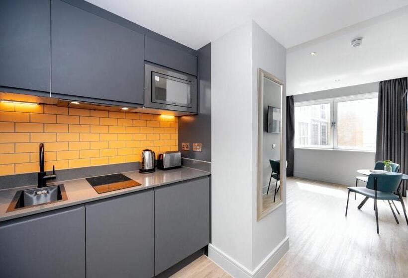 Staycity Aparthotels London Greenwich High Road