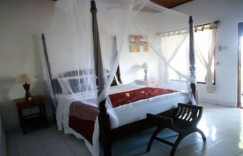 Tauch Terminal Resort Tulamben & Spa