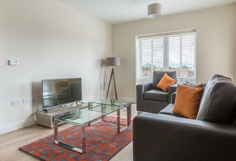 The Heights At Athena Court