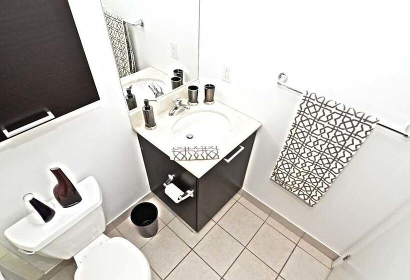 Toronto Escape   The Ruby Pink Suite